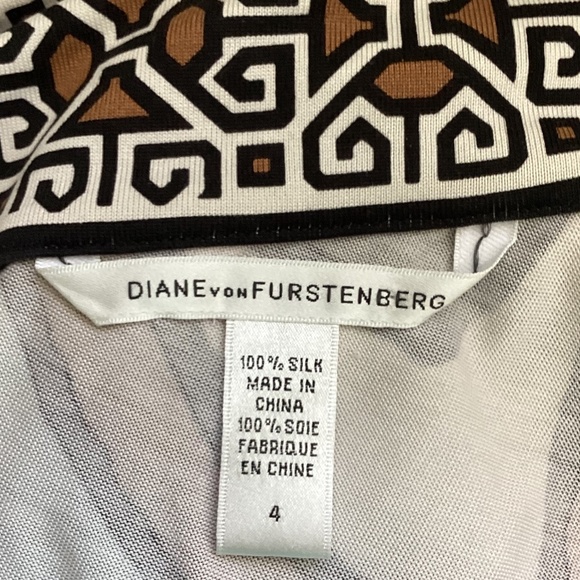 Diane von Furstenberg Silk Jersey One Shoulder Bodycon Midi Dress Graphic Print - Picture 8 of 8